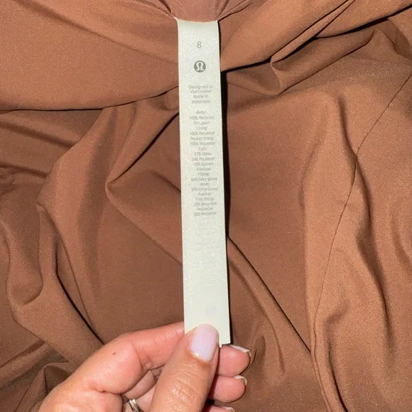 Lululemon Athletica Wonder Puff size 8 Jacket - Picture 5 of 10